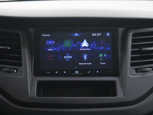 Used 2017 Hyundai Tucson SE w/ Cargo Package FWD image 17
