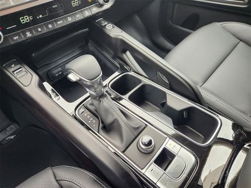 New 2025 Kia Telluride S image 15