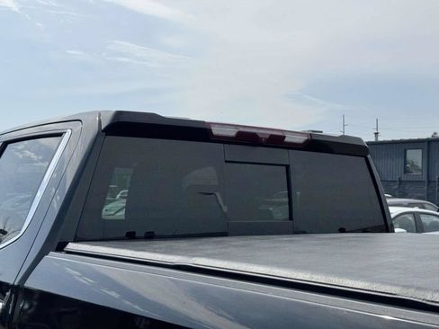 Used 2023 Chevrolet Silverado 1500 High Country AWD/4WD image 12