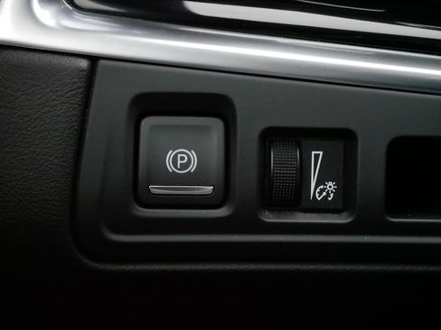 Certified 2024 Cadillac XT6 Premium Luxury w/ LPO, Floor Liner Package image 21