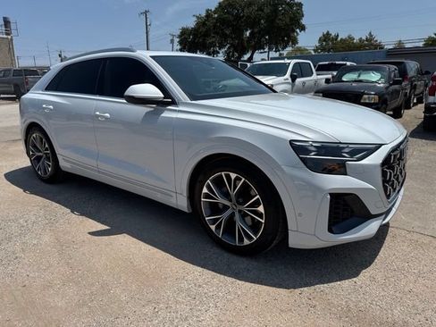 Used 2024 Audi Q8 Prestige w/ Prestige Package AWD/4WD image 1