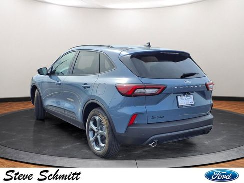 New 2026 Ford Escape ST-Line w/ Tech Pack #1 FWD image 3