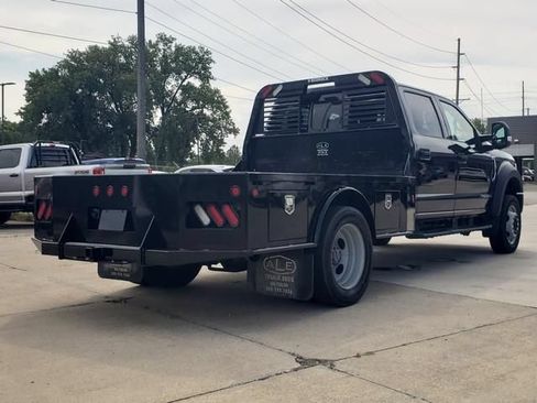 Used 2022 Ford F550 4x4 Crew Cab Super Duty w/ XLT Value Package image 4