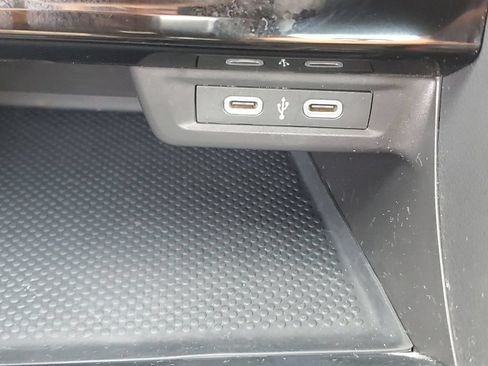 Certified 2024 Volkswagen Jetta SE w/ Panoramic Sunroof Package FWD image 29