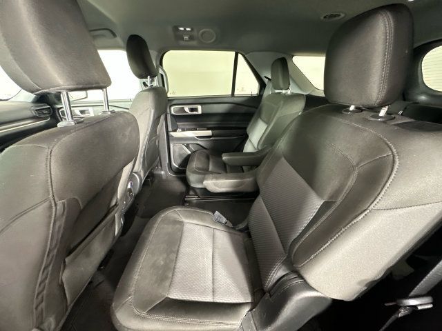 Used 2022 Ford Explorer XLT AWD/4WD image 21