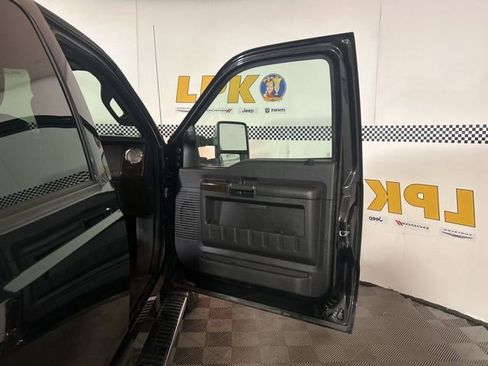 Used 2015 Ford F250 Platinum AWD/4WD image 39