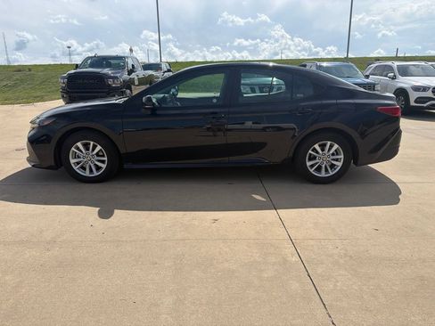 Used 2026 Toyota Camry LE FWD image 6