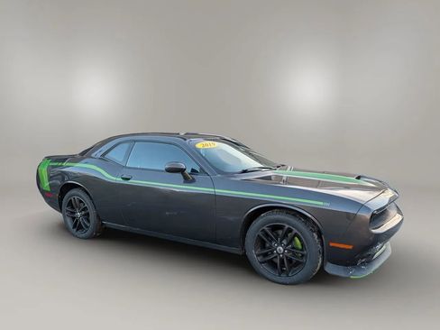 Used 2019 Dodge Challenger GT image 8