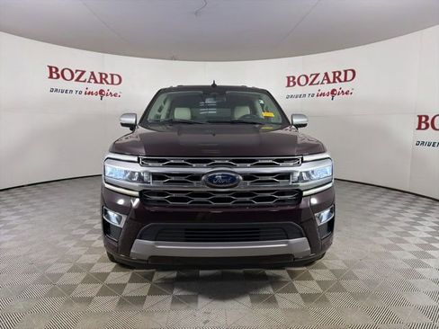 Used 2023 Ford Expedition Max Platinum RWD image 2