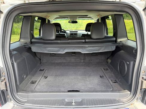 Used 2012 Jeep Liberty Limited Jet AWD/4WD image 19