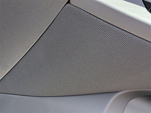 New 2026 BMW 530i image 15