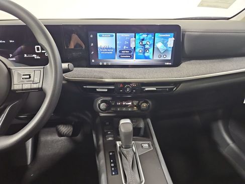 New 2026 Nissan Kicks SV w/ SV Premium Package AWD/4WD image 17