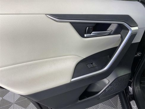 Used 2024 Toyota RAV4 XLE image 25