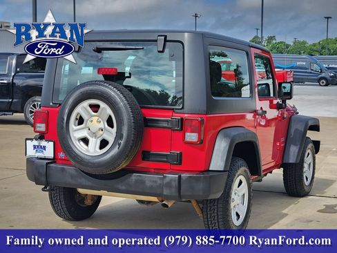 Used 2012 Jeep Wrangler Sport AWD/4WD image 4