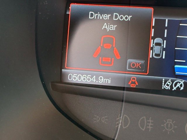 Used 2024 Ford Edge Titanium AWD/4WD image 4