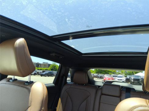 Used 2023 Lincoln Nautilus Reserve AWD/4WD image 20