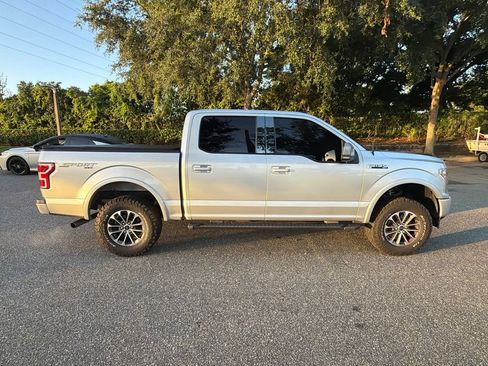 Used 2019 Ford F150 XLT w/ Equipment Group 302A Luxury AWD/4WD image 4