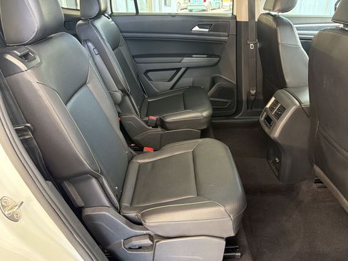 Used 2021 Volkswagen Atlas SE w/ Panoramic Sunroof Package FWD image 30