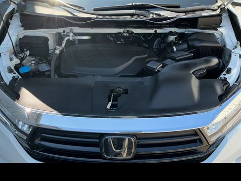 Used 2021 Honda Odyssey EX-L image 21