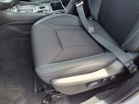 Used 2023 Subaru Forester Premium AWD/4WD image 24