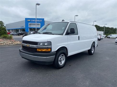 New 2025 Chevrolet Express 2500 w/ Driver Convenience Package image 11
