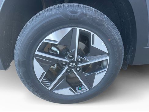 Certified 2025 Hyundai Tucson SEL image 17