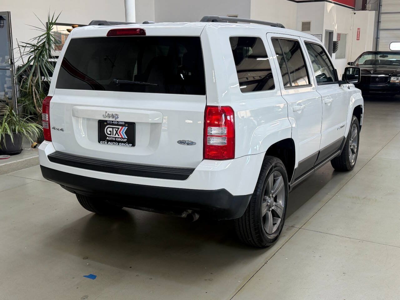 Used 2015 Jeep Patriot High Altitude AWD/4WD image 2