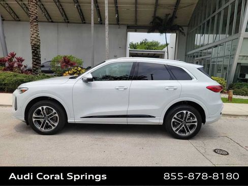 Certified 2025 Audi Q5 Premium w/ Premium Plus AWD/4WD image 5
