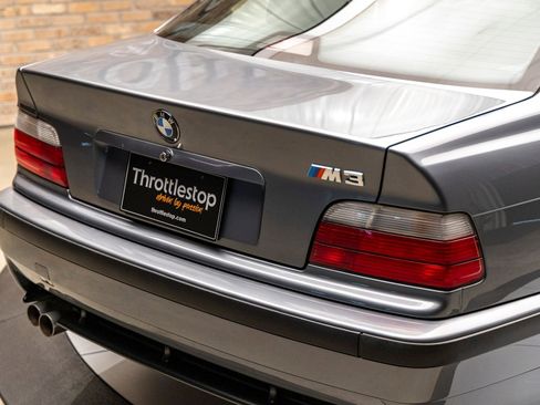 Used 1995 BMW M3 Coupe image 33
