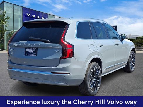 New 2026 Volvo XC90 T8 Plus w/ Protection Package Premier AWD/4WD image 5