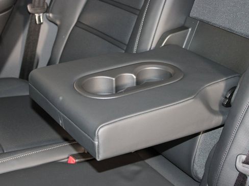 New 2026 Porsche Cayenne image 35