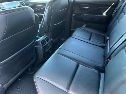 Used 2023 Honda Ridgeline RTL-E image 13