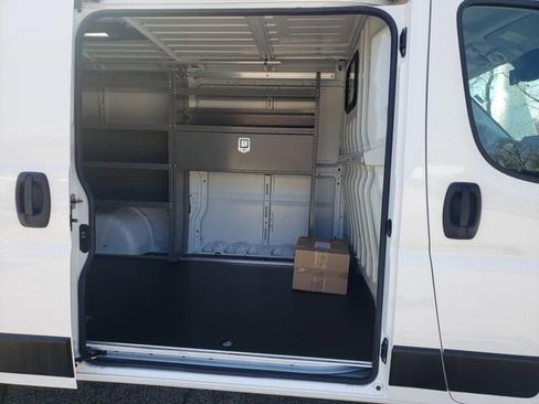 Used 2025 RAM ProMaster 2500 w/ Safety Group image 12