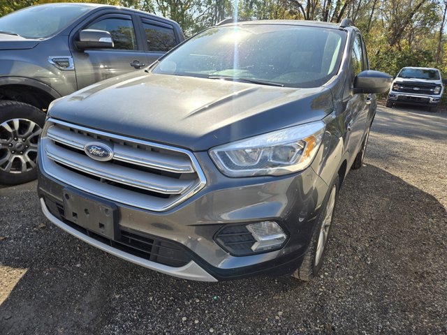 Used 2019 Ford Escape SEL FWD image 2