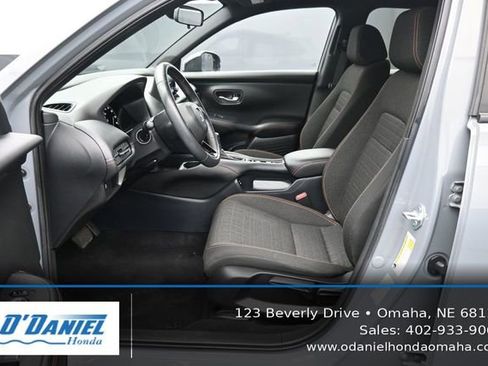 Used 2024 Honda HR-V Sport image 25