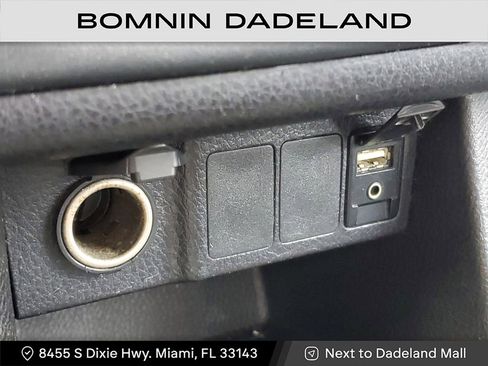 Used 2019 Toyota Corolla SE image 24