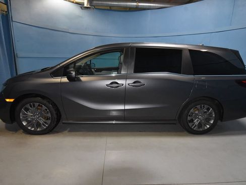 Used 2026 Honda Odyssey Touring image 28