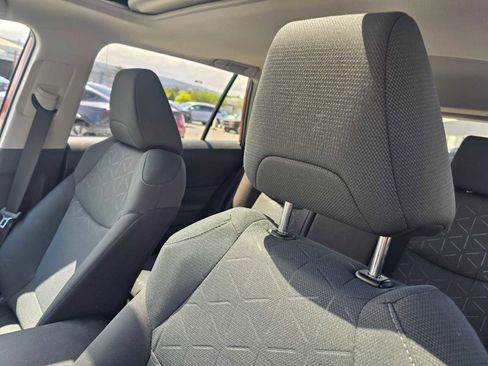 Used 2025 Toyota RAV4 XLE w/ Convenience Package image 24