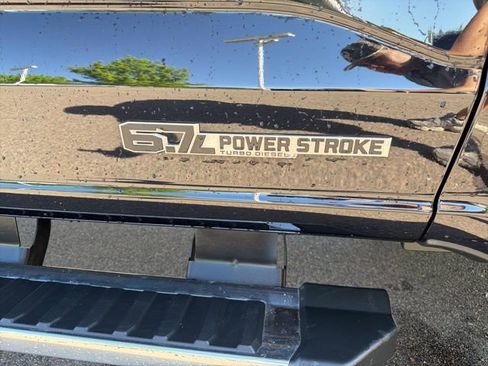 Certified 2025 Ford F250 Lariat AWD/4WD image 13