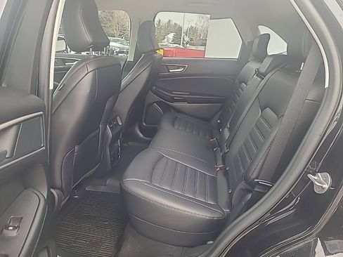 Used 2024 Ford Edge SEL w/ Convenience Package image 15