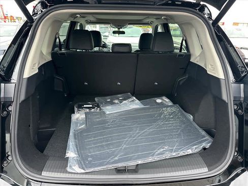 Used 2026 Nissan Rogue Dark Armor FWD image 24