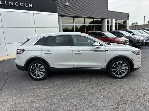 Certified 2023 Lincoln Nautilus Reserve w/ Equipment Group 201A AWD/4WD image 8