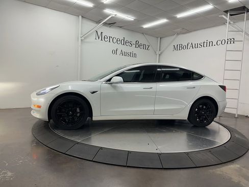 Used 2019 Tesla Model 3 Performance AWD/4WD image 4