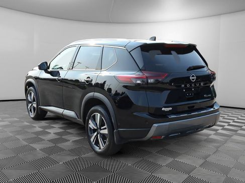 Used 2024 Nissan Rogue SL w/ SL Premium Package AWD/4WD image 5