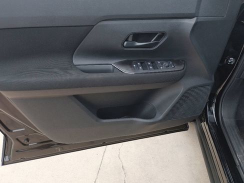 New 2026 Nissan Kicks S FWD image 11