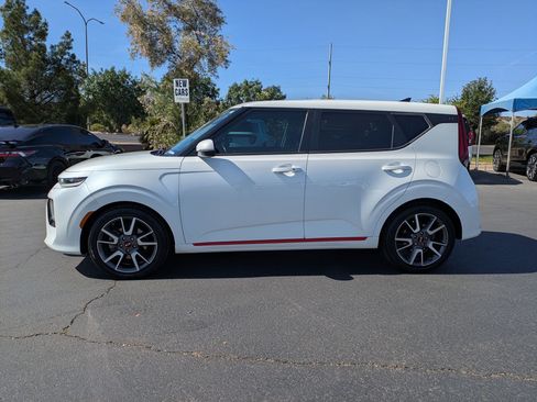 Used 2021 Kia Soul Turbo FWD image 7