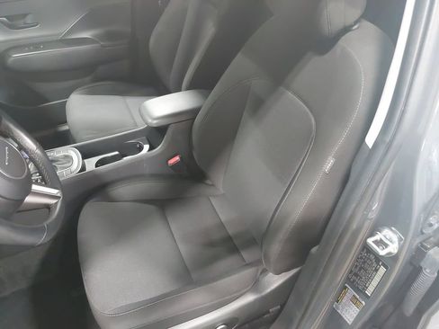 Certified 2025 Hyundai Kona SEL AWD/4WD image 14