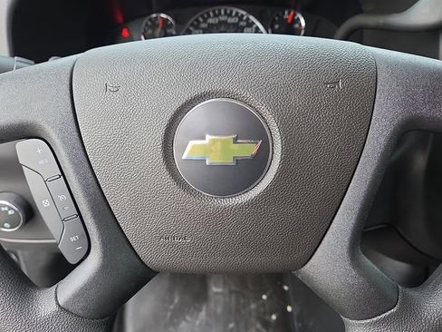New 2025 Chevrolet Express 2500 Work Van w/ Driver Convenience Package image 12