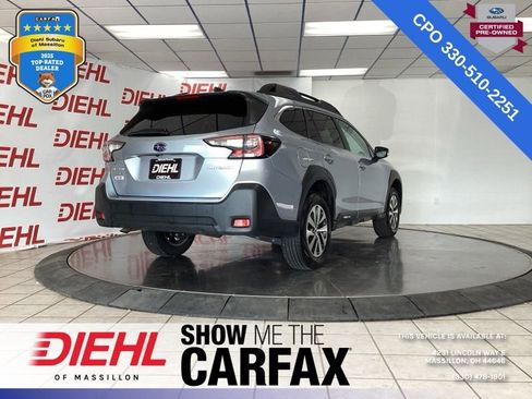 Used 2023 Subaru Outback Premium AWD/4WD image 9