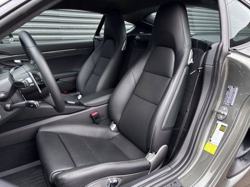 Certified 2024 Porsche 718 Cayman GT4 image 5